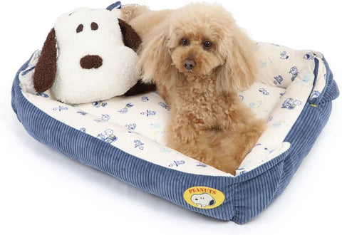 Pet Paradise Bed Fashionable Snoopy 2-Way Cuddler